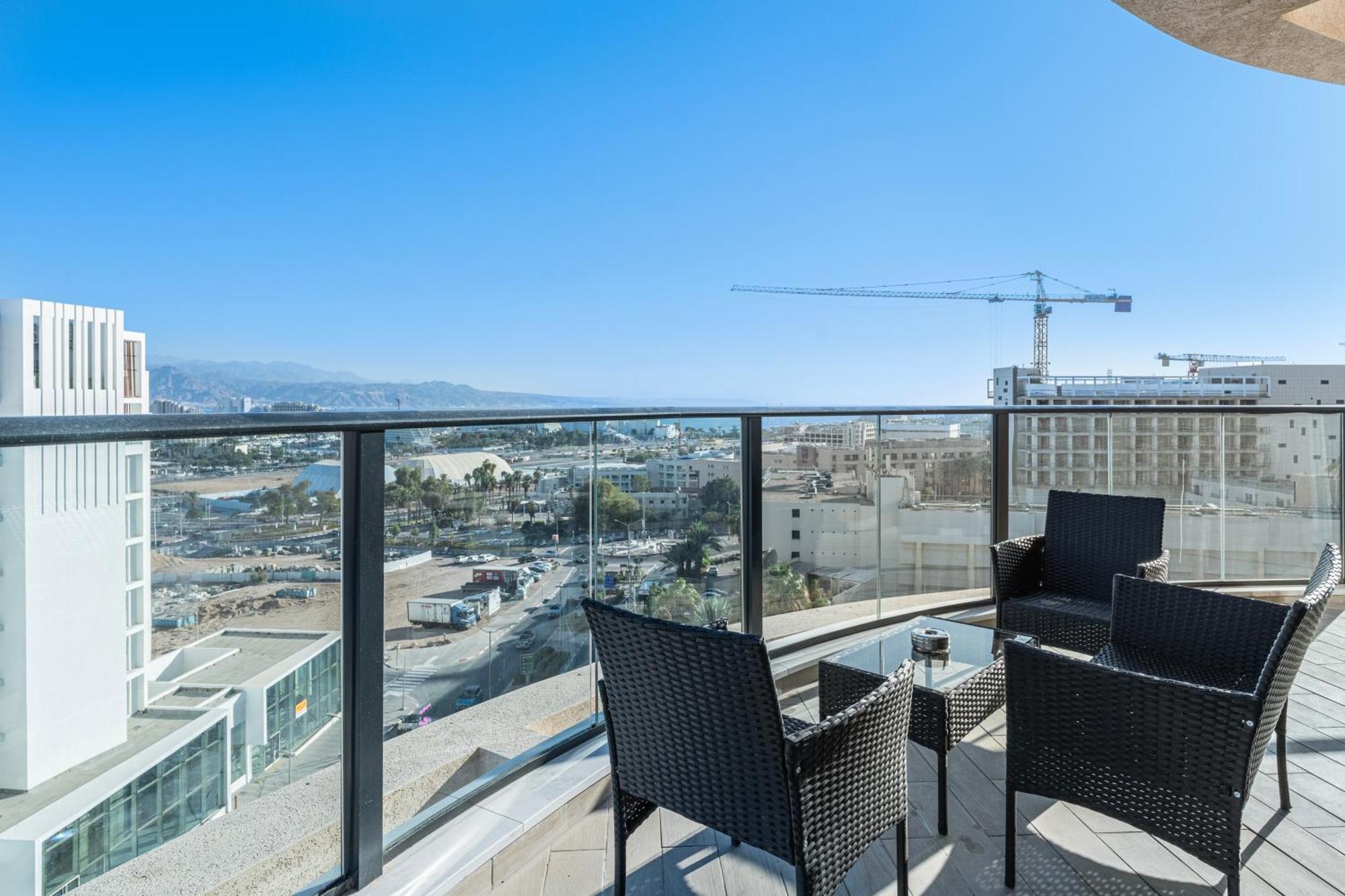 Luxury Penthouse With Sea View #62 By Hashdera Apartment